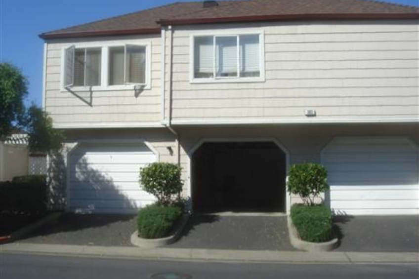 One car garage parking Resource #211807: image #9