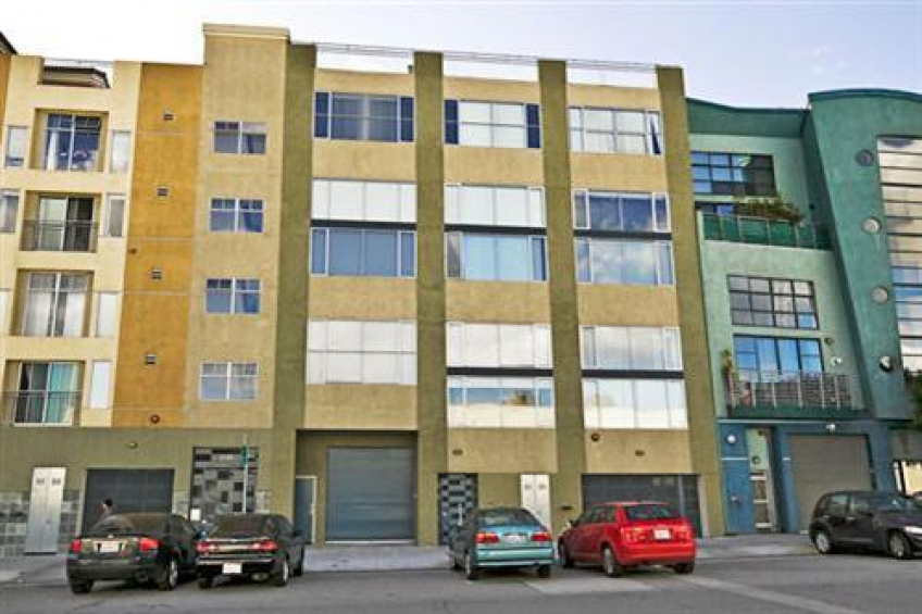 1578 Indiana exterior Resource #232458: image #1