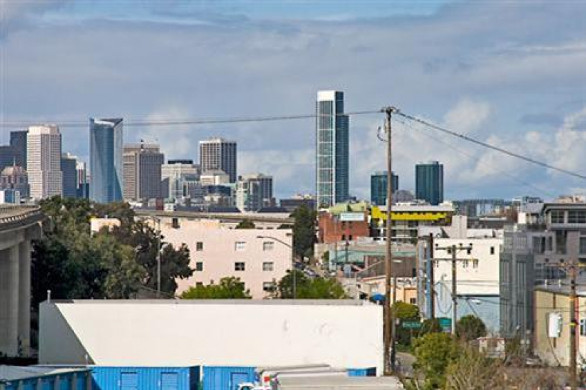 Pleasant views for the occassional stroll up to the common roof deck. Resource #232458: image #16