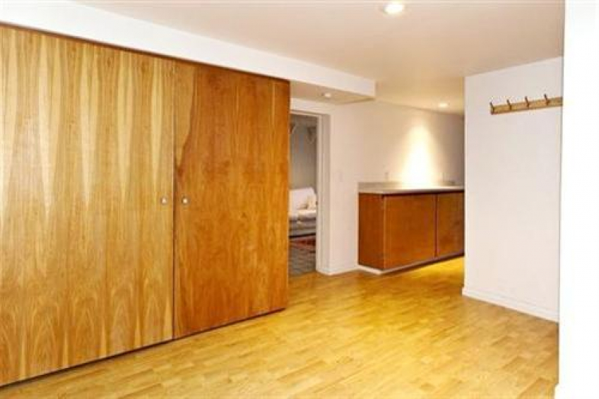 Downstairs family room. Resource #256667: image #14