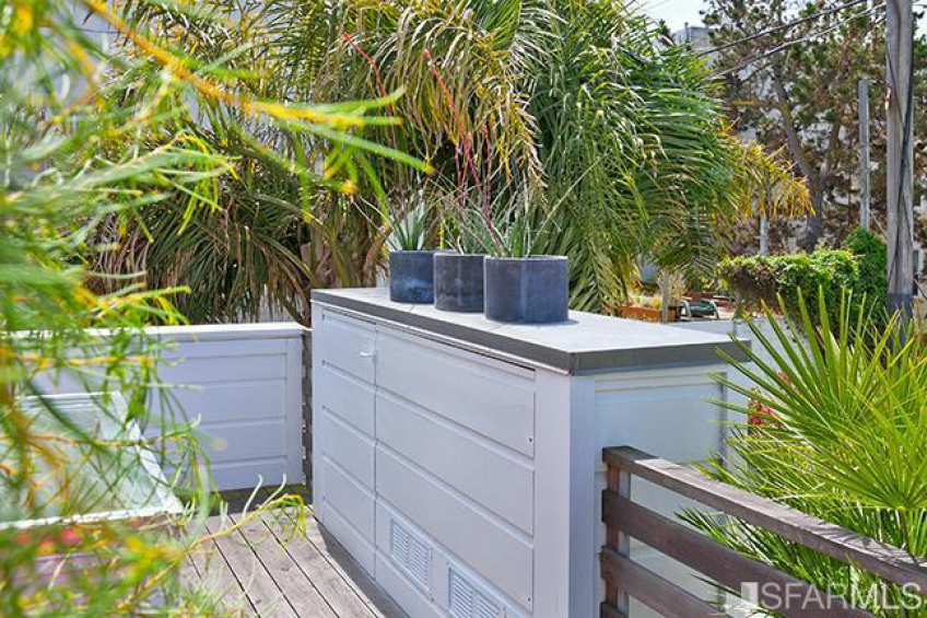 Another beautiful view from the roof. Resource #270649: image #22