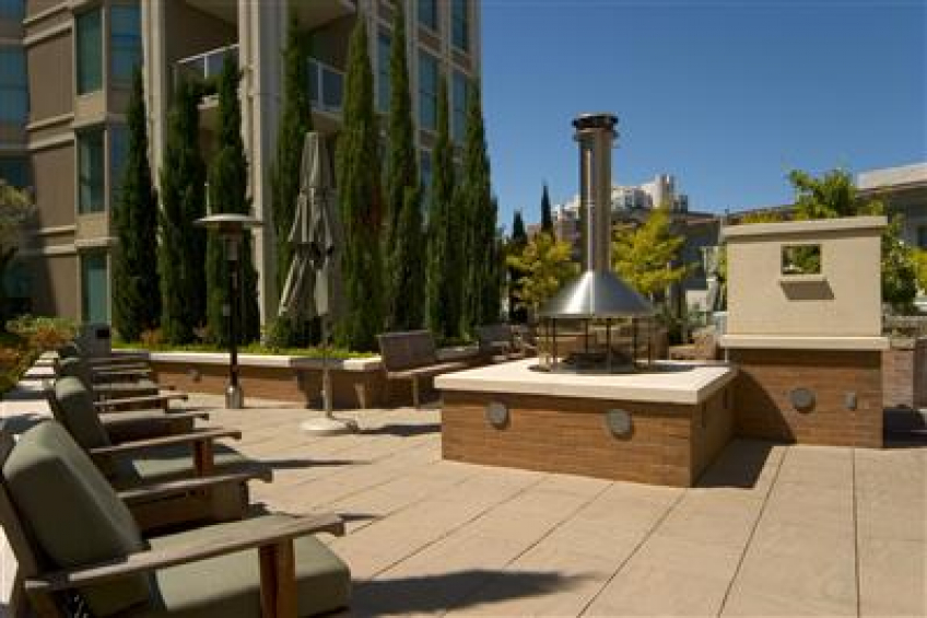 Entertain your friends on the pool deck with lounge area, fireplace and gas grills. Resource #289798: image #27