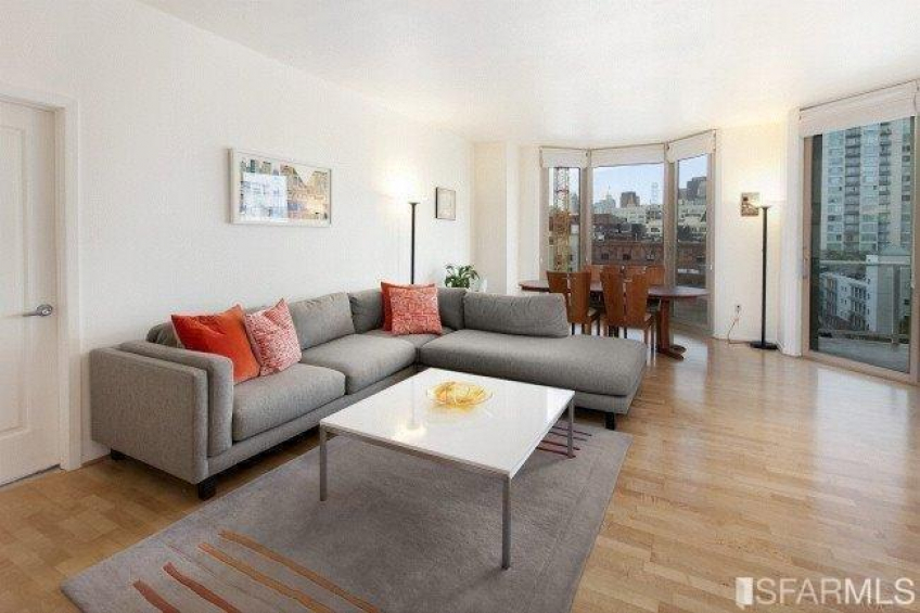 Spacious open floor plan with walkout terrace Resource #289798: image #3