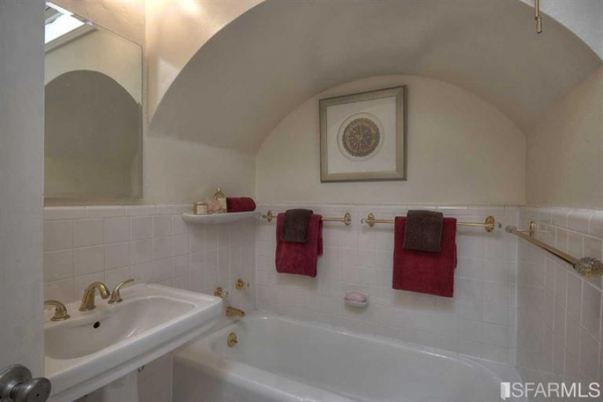 Resource #304478: image #9