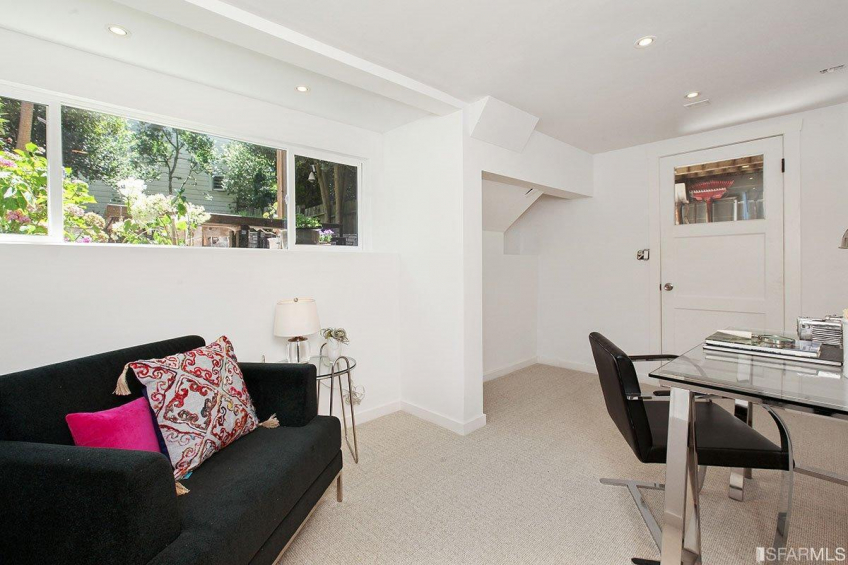 Resource #316905: image #18