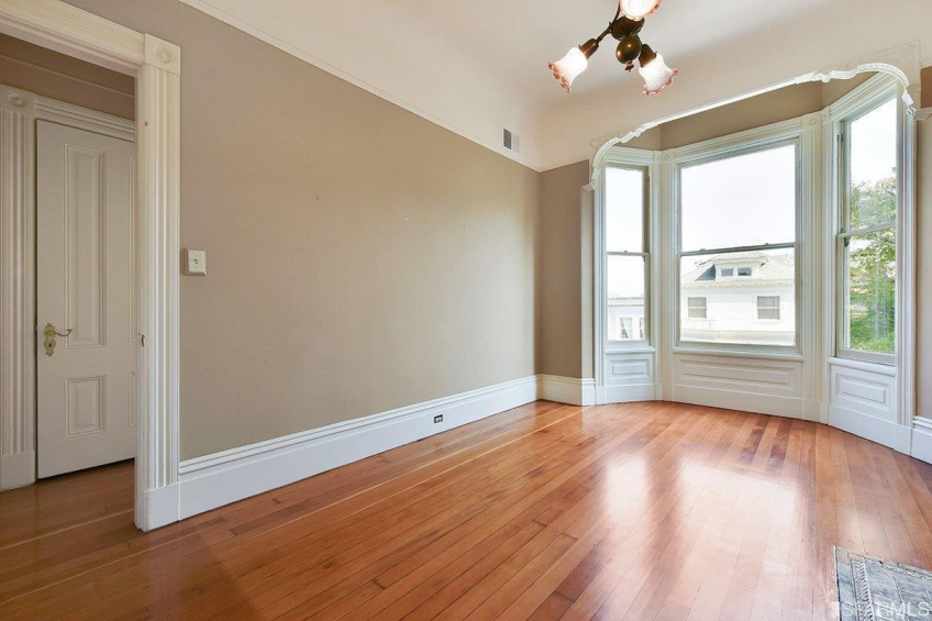 Resource #319215: image #4