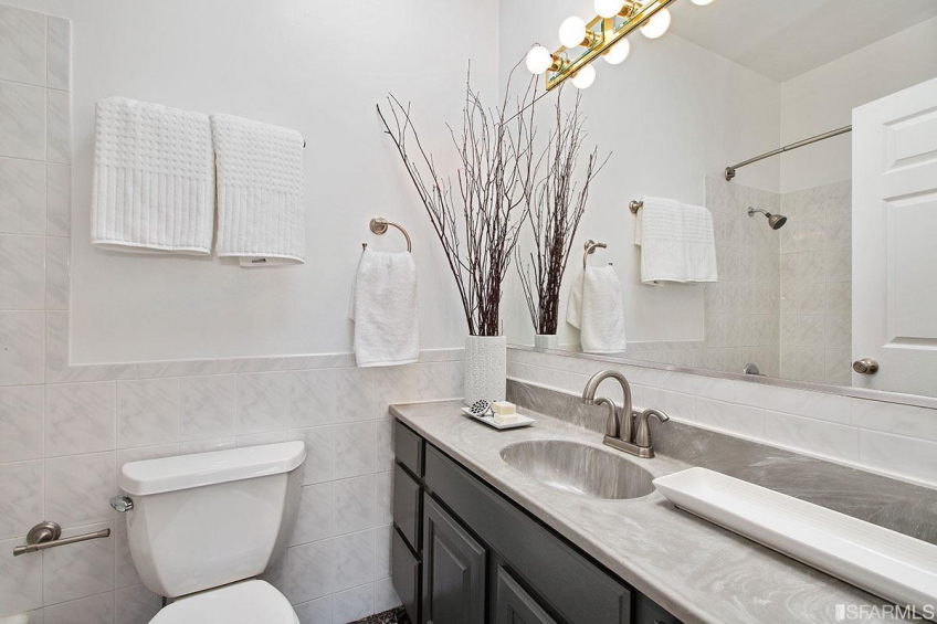 Resource #320379: image #24