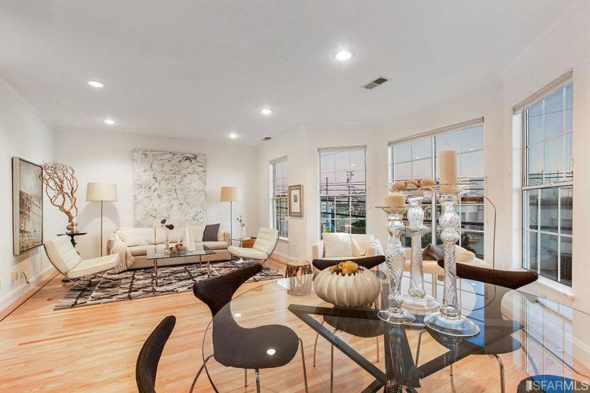 Resource #320379: image #8