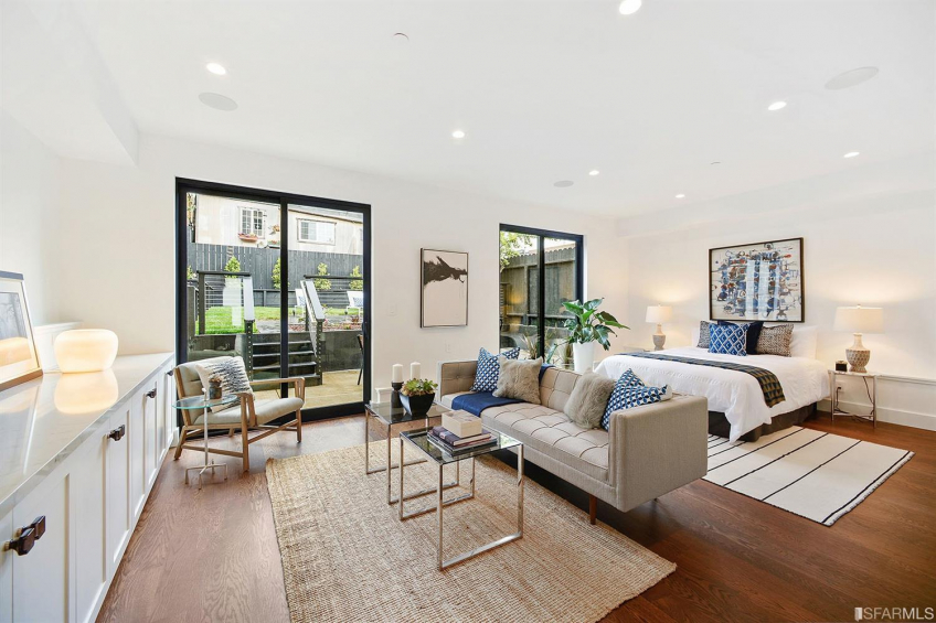 Resource #326845: image #24