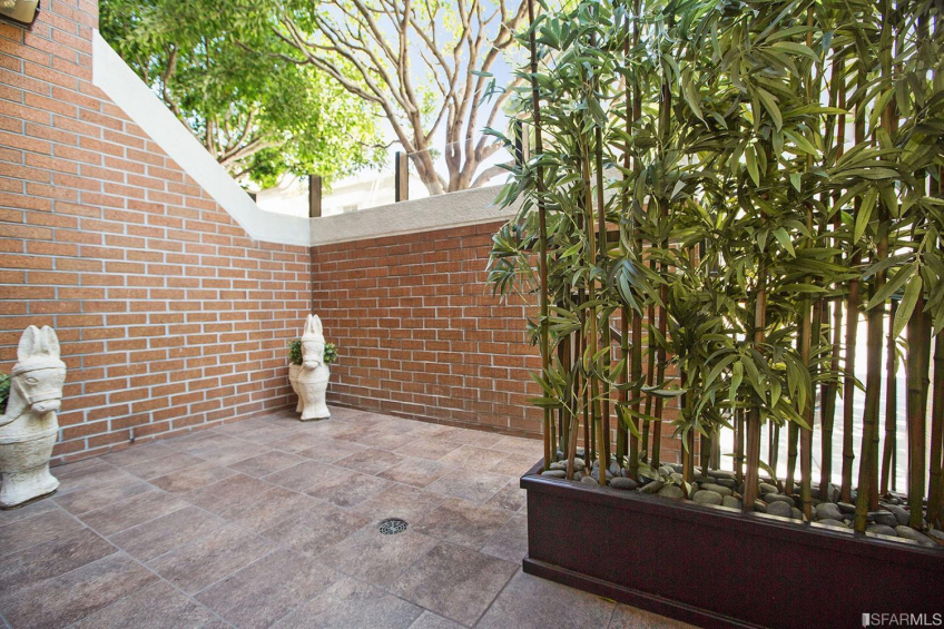 Resource #327096: image #1