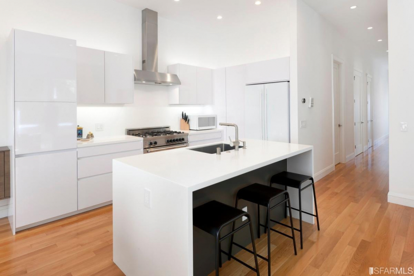 Resource #330880: image #10