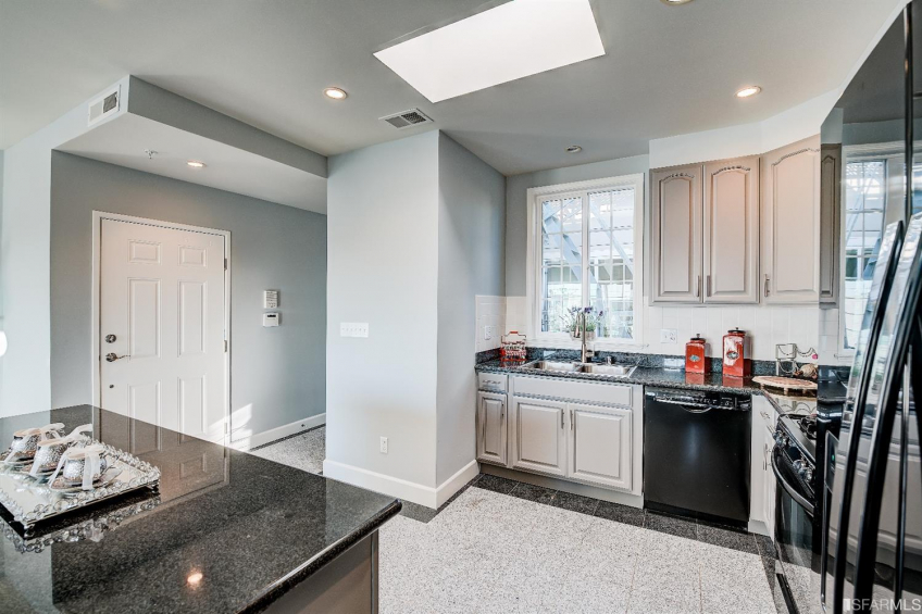 Resource #334392: image #11 Resource #334392: image #11