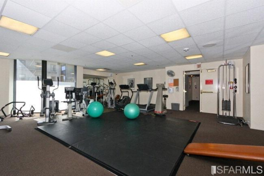 Fitness center is just down the hall from the laundry room - can you say multi task? Resource #337487: image #13