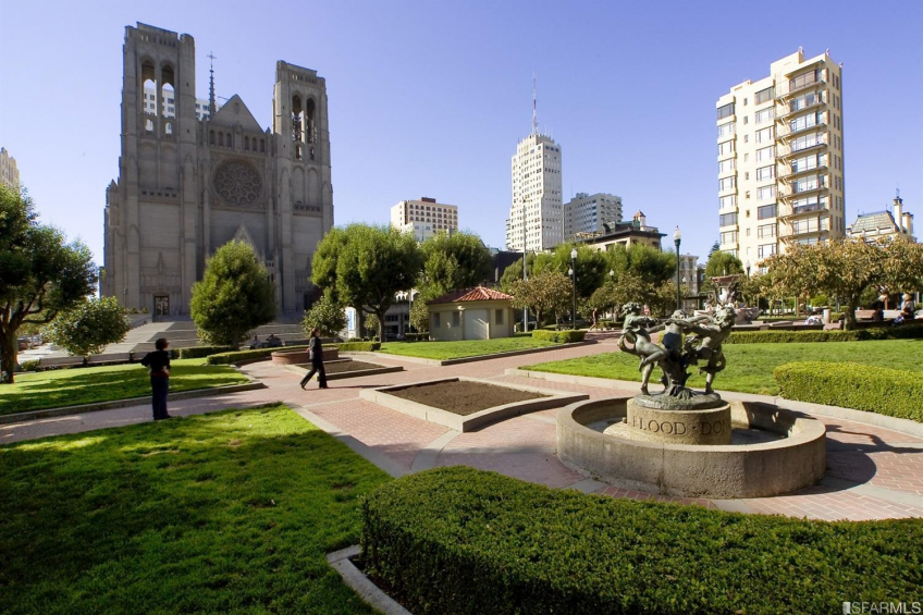 Top of the hill (2 blocks walk) is beautiful Huntington Park with Grace Cathedral in the background. Resource #337487: image #19