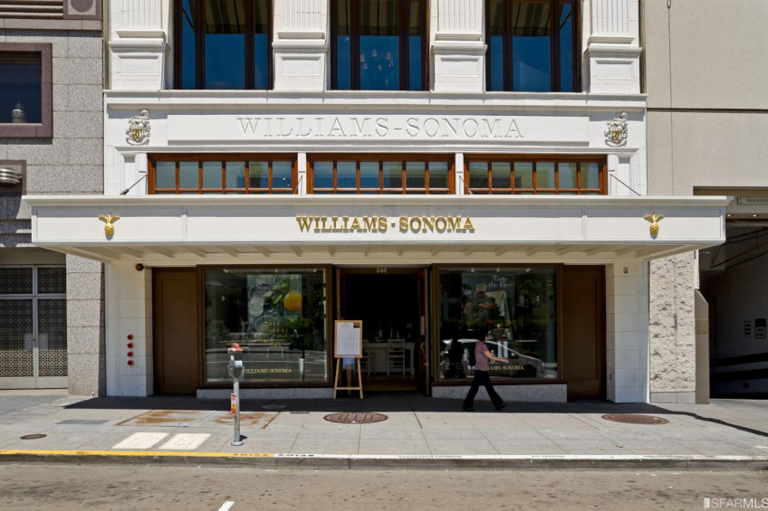 Four floors in Williams Sonoma's flagship store on "the square". Resource #337487: image #33