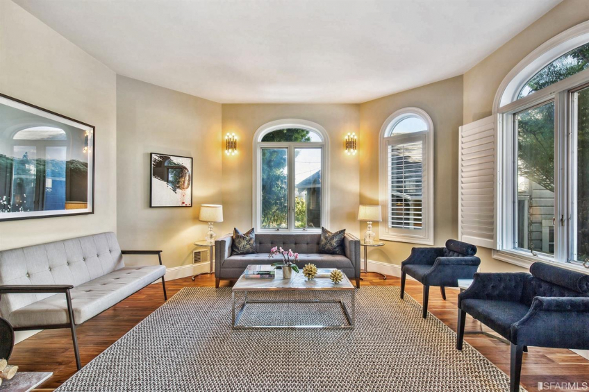 Resource #338108: image #2