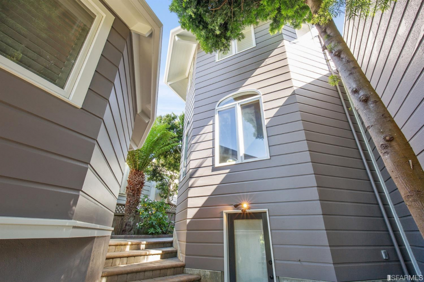 Resource #338108: image #9