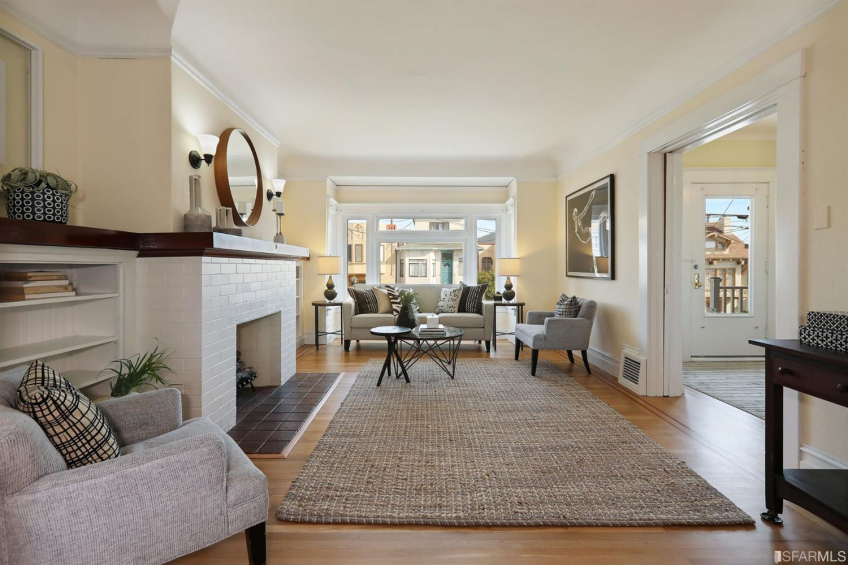 Resource #342329: image #2