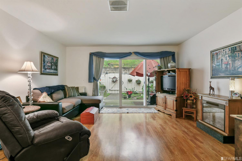 Resource #346011: image #3 Resource #346011: image #3