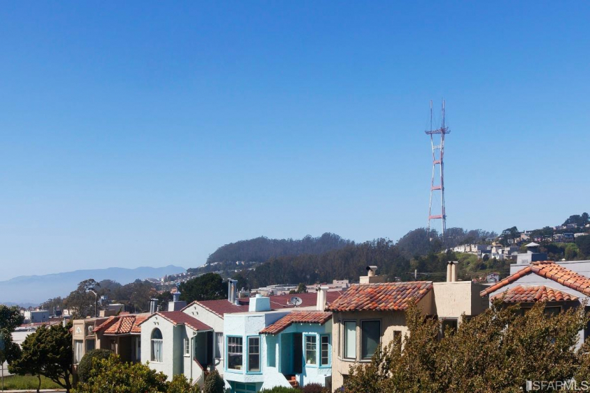 The view from the front porch. Resource #349379: image #16