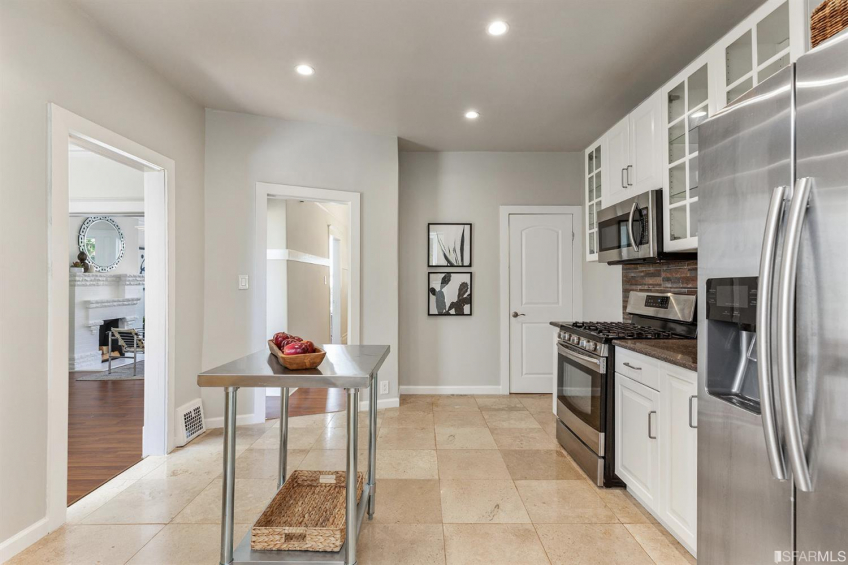 Resource #355648: image #21 Resource #355648: image #21