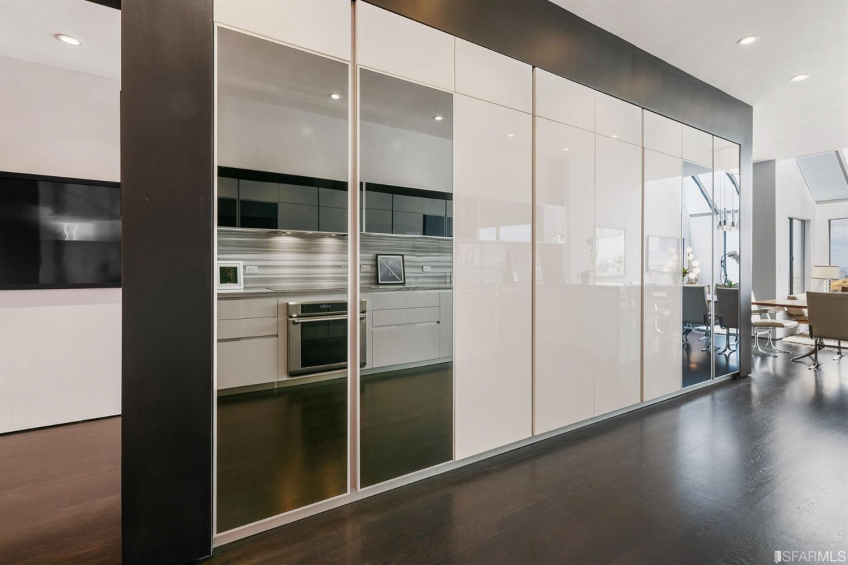 Resource #364811: image #17