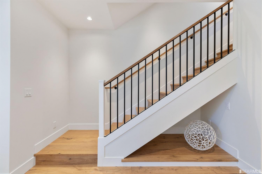 Resource #365837: image #28