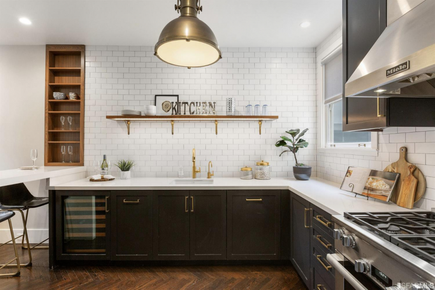 Resource #368151: image #24