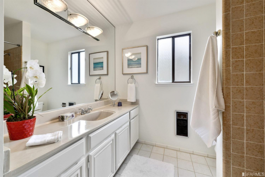 Resource #368778: image #14 Resource #368778: image #14