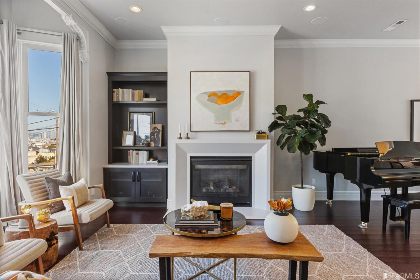 Resource #373315: image #1