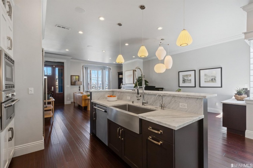 Resource #373315: image #10