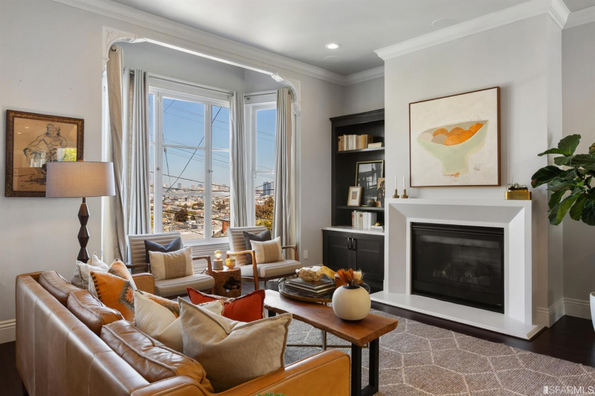 Resource #373315: image #2