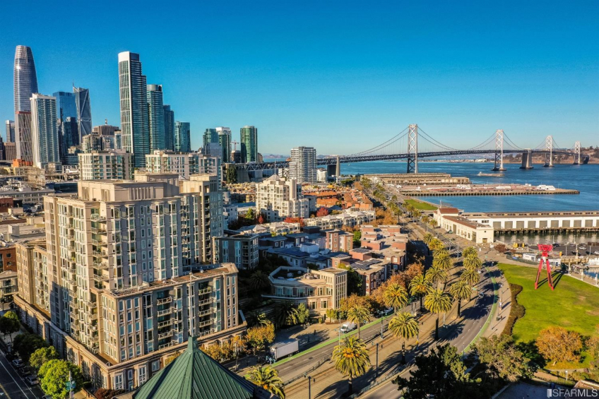 Resource #374408: image #2