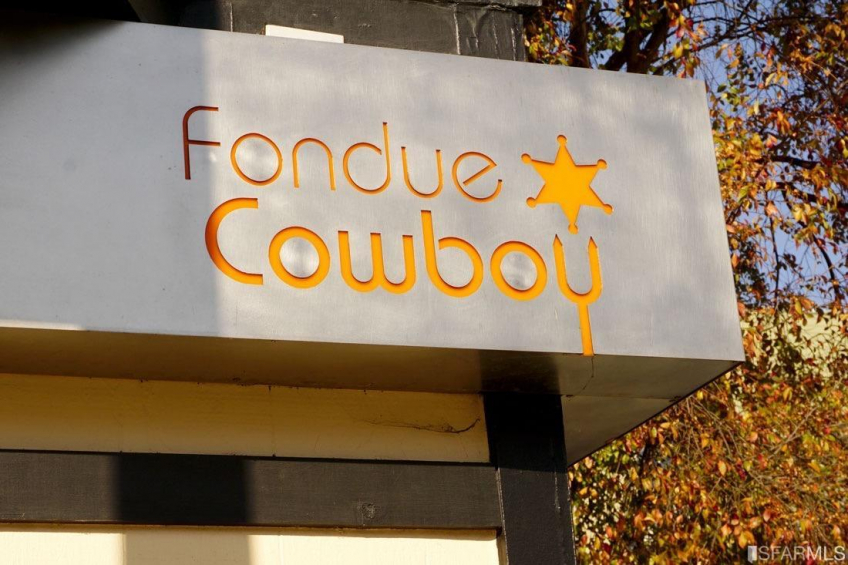 The variety of food is amazing. Resource #374464: image #18