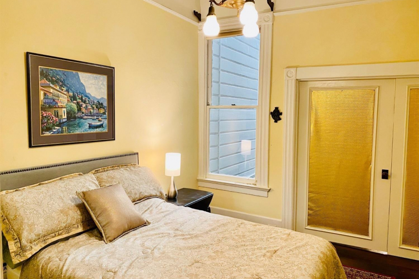 246 Middle Flat: Bedroom 2 - with en suite bathroom Resource #375029: image #18