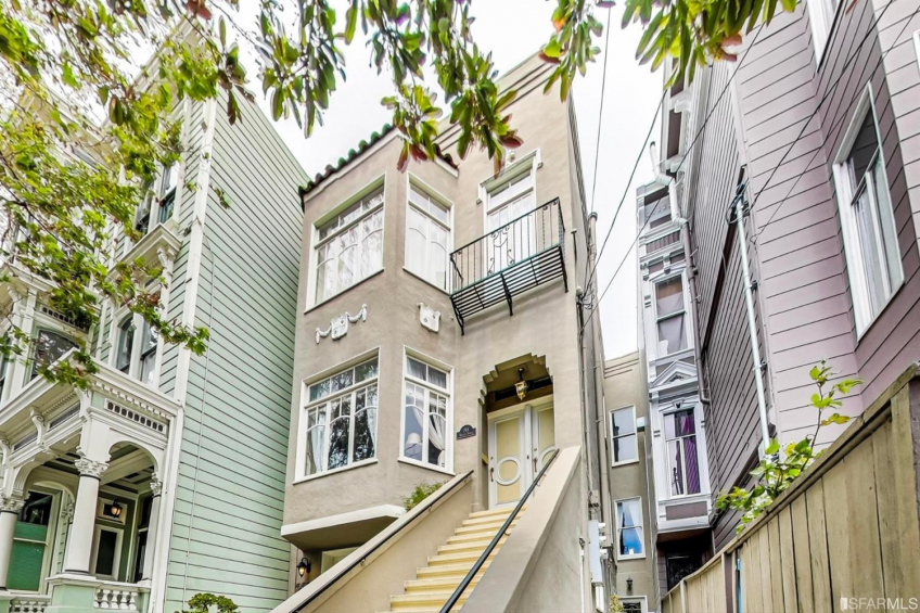 Resource #375029: image #2 Resource #375029: image #2