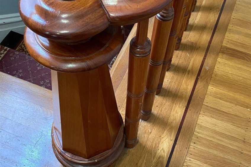 beautifully maintained woodwork and hardwood floors - top unit Resource #375029: image #21