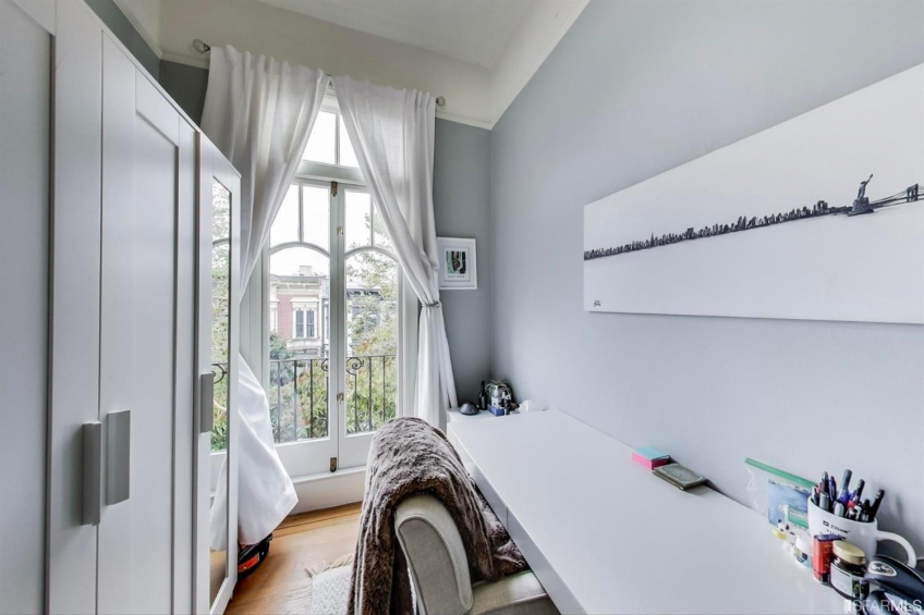 246A Top floor Flat: Office with floor-to-ceiling glass windows that open to a sweet balcony Resource #375029: image #28