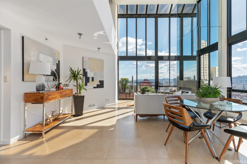 Resource #530172544: image #2