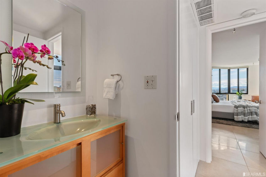 Resource #530172544: image #35