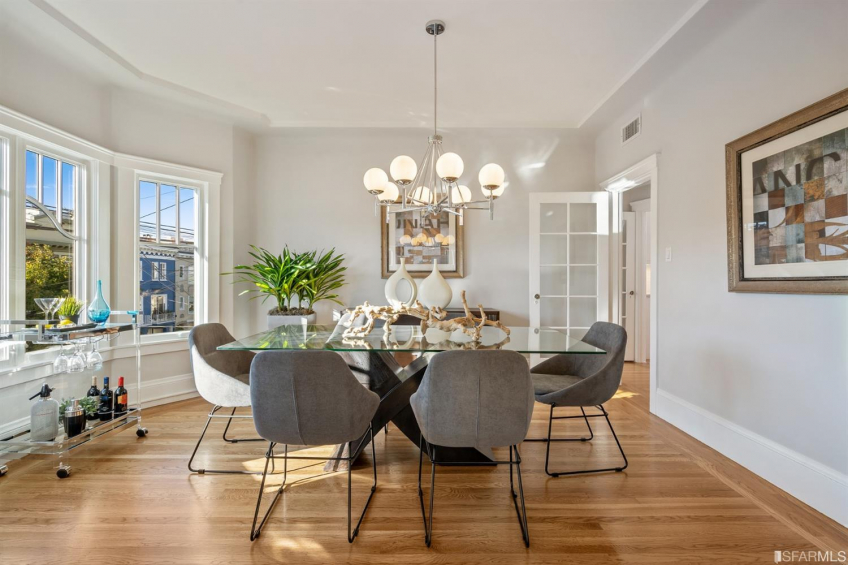 Resource #530186958: image #18