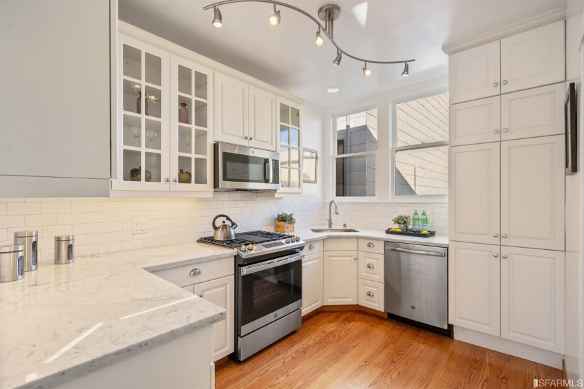 Resource #530186958: image #23