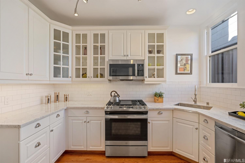 Resource #530186958: image #24