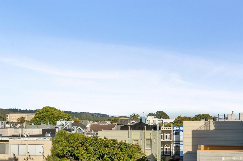 Resource #530186958: image #32