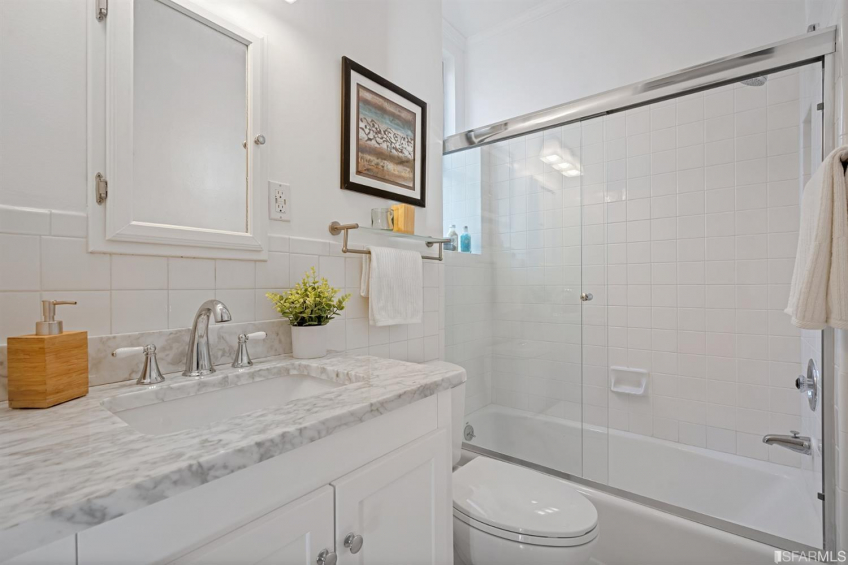 Resource #530186958: image #38