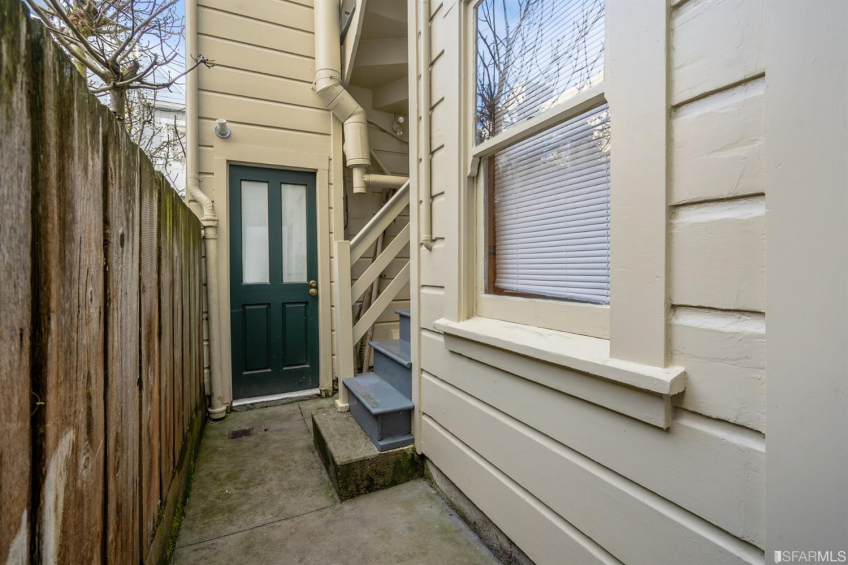 Resource #530186958: image #42