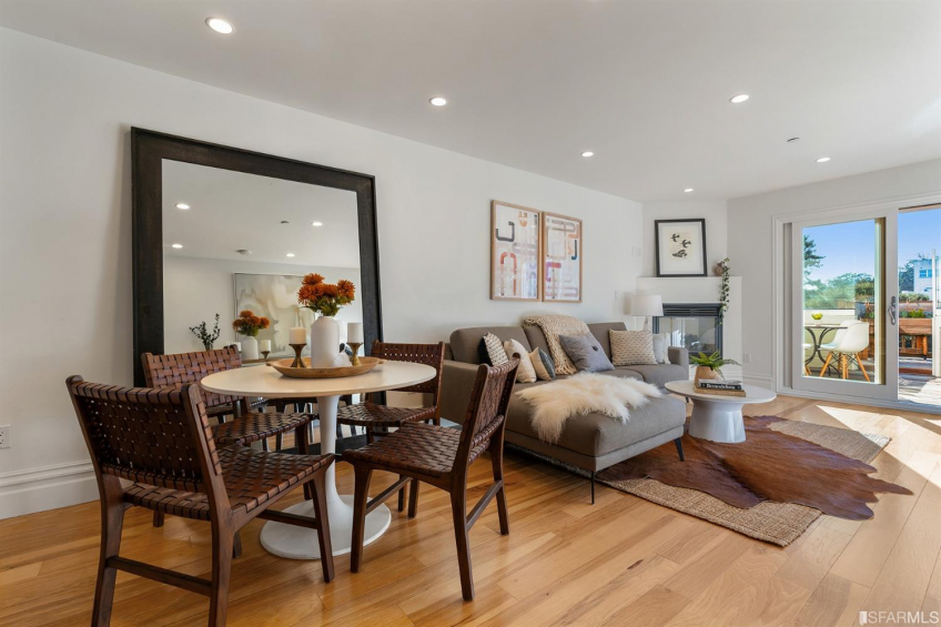 Resource #530189622: image #1