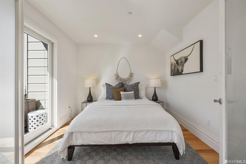 Resource #530189622: image #12