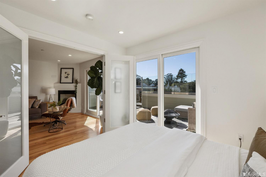 Resource #530189622: image #13