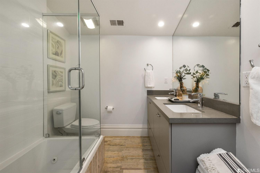 Resource #530189622: image #23